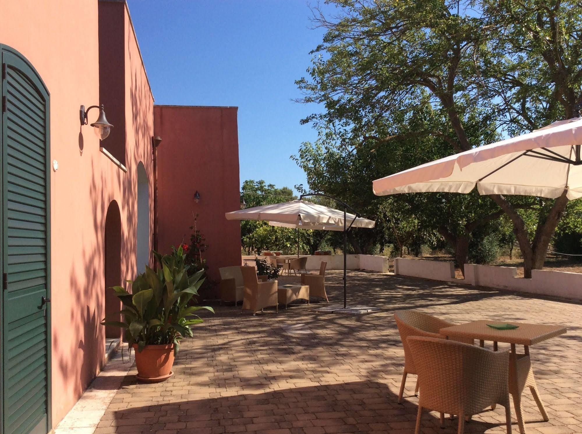 Tenuta Doxi Галлиполи Экстерьер фото